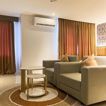 Sm Tower Hotel And Convention Berau Tanjung Redep 外观 照片